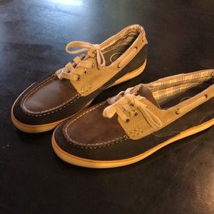 Clark’s Men’s 3 Tone Leather 8.5 Oxford Shies ⭐️